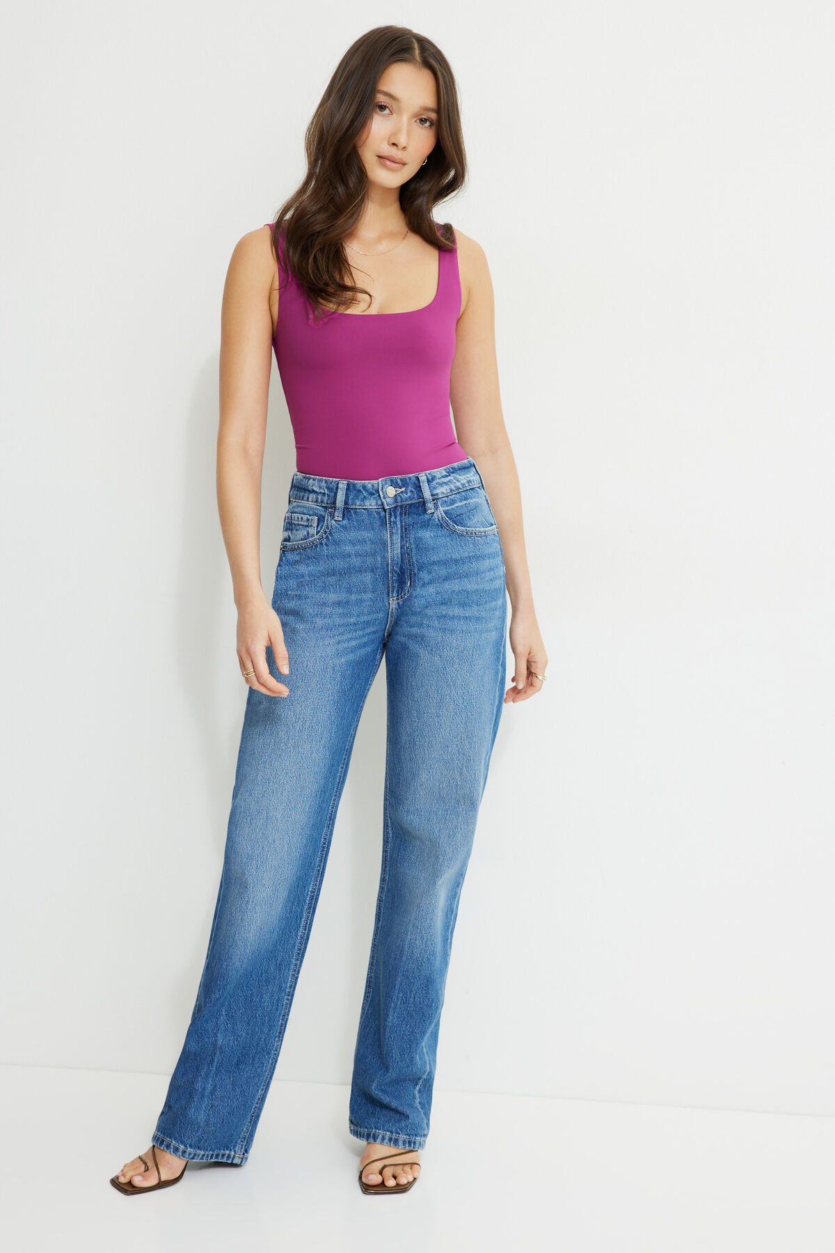 100098417_31G_alt1_1920x2880.jpg
